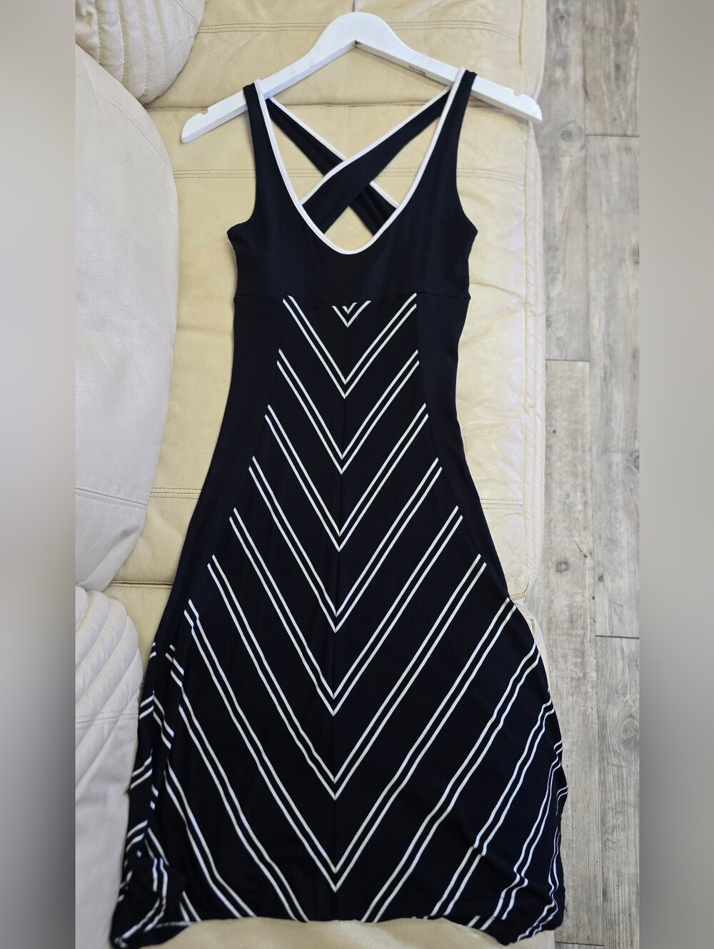 Laila Jayde Black & White Striped Top - XS